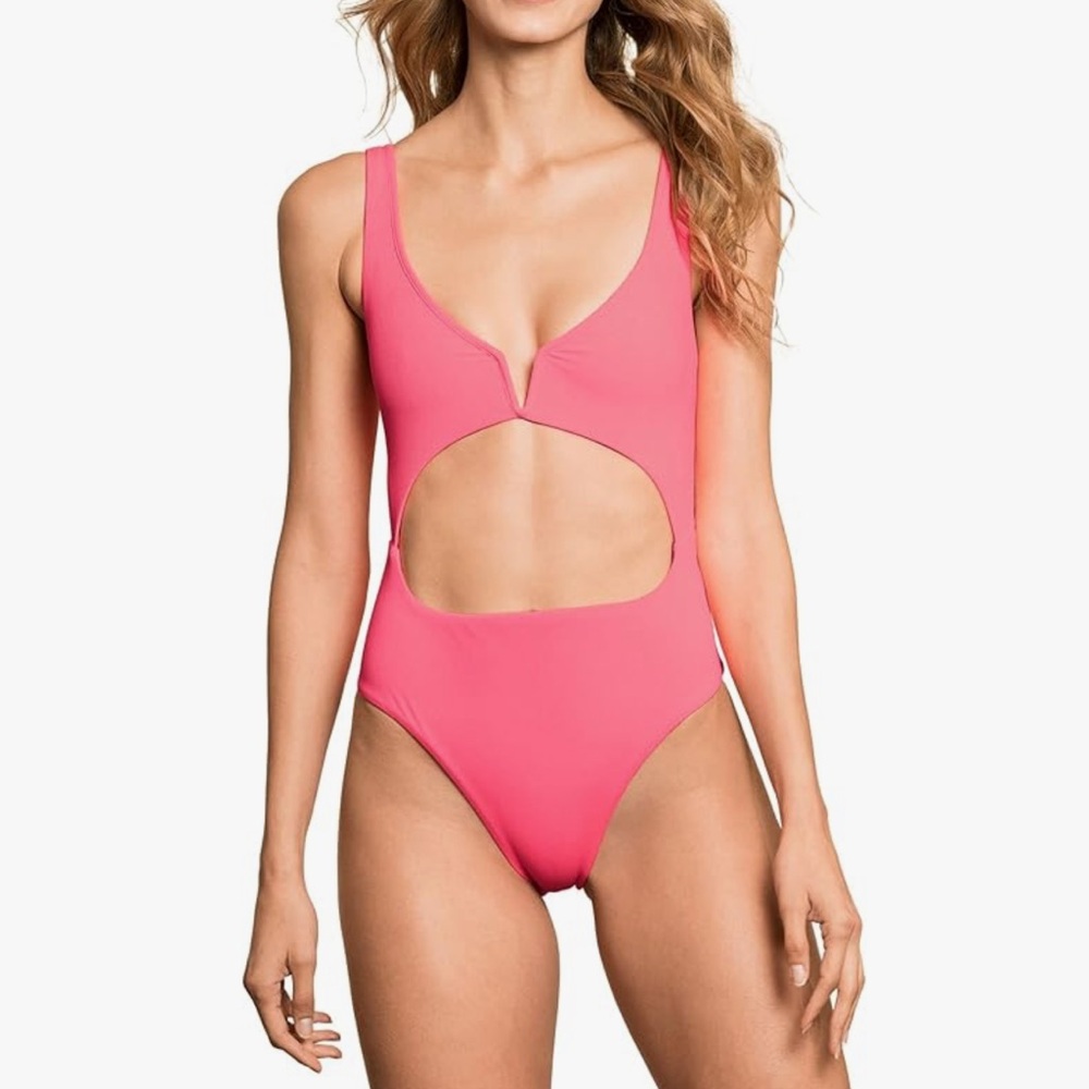 NWT Maaji Women's Standard Cheeky Cut U Wire One Piece